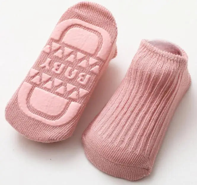 Anti-slip baby socks