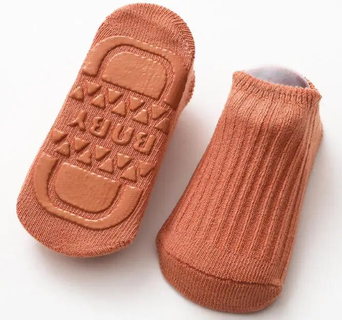 Anti-slip baby socks