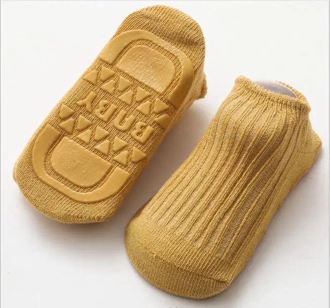 Anti-slip baby socks